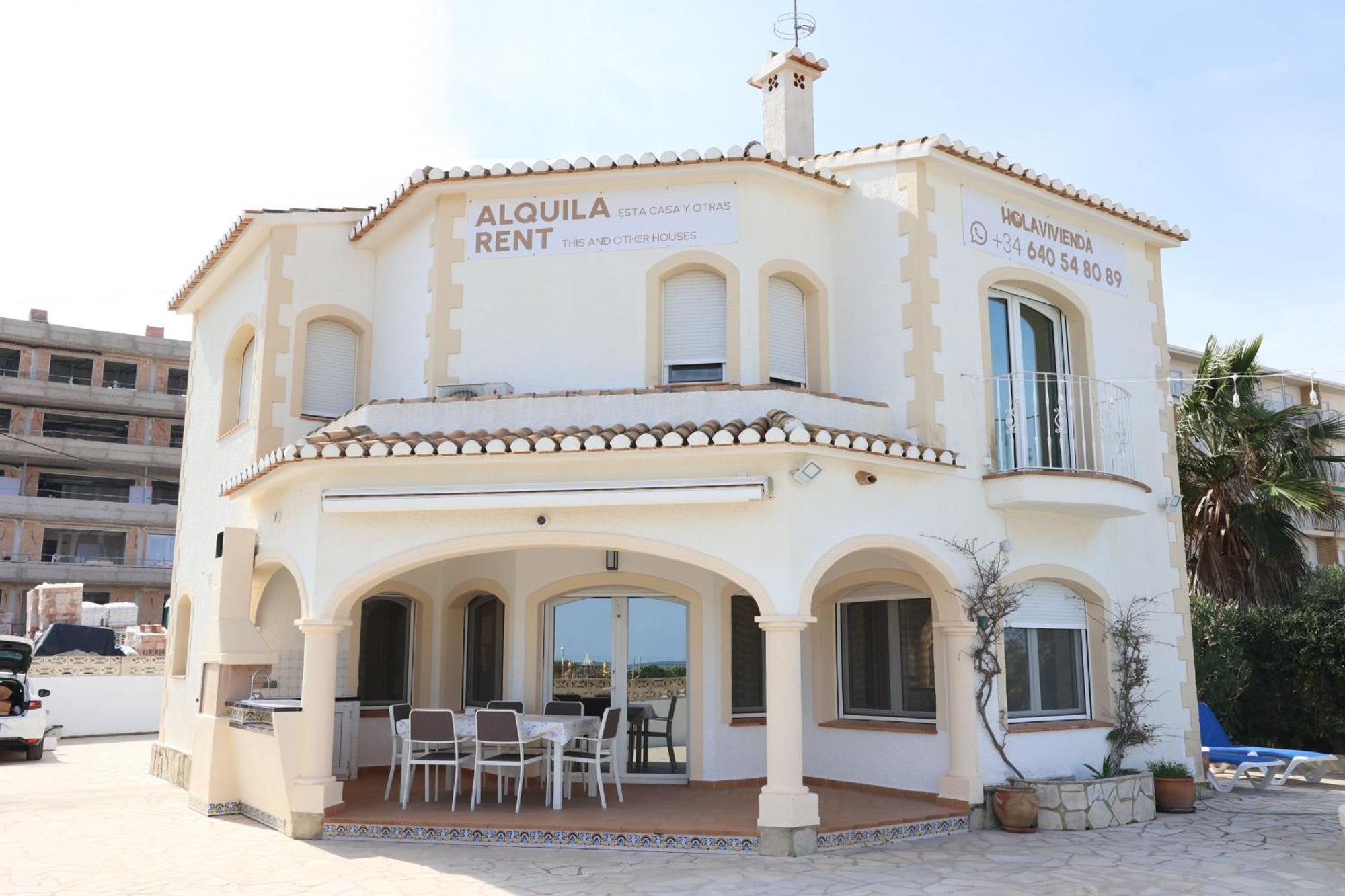 Chalet En La Playa Con Piscina Privada - Holavivienda Inmobiliaria Denia Kültér fotó